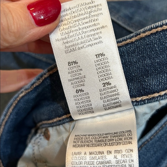 MOTHER The Runaway High-Waisted Flared Jeans in Sweet And Sassy 32 - Picture 9 of 16